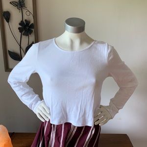 White long sleeve crop top